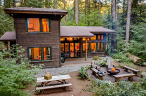 Tamanawas Cabin